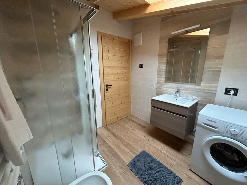 Bathroom 1 Apartment - 2